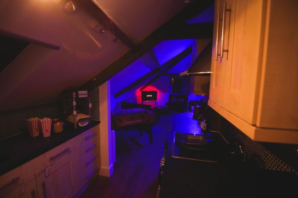Games And Movies Lounge 7 Bed City Centre Apartment Newcastle-upon-Tyne Extérieur photo