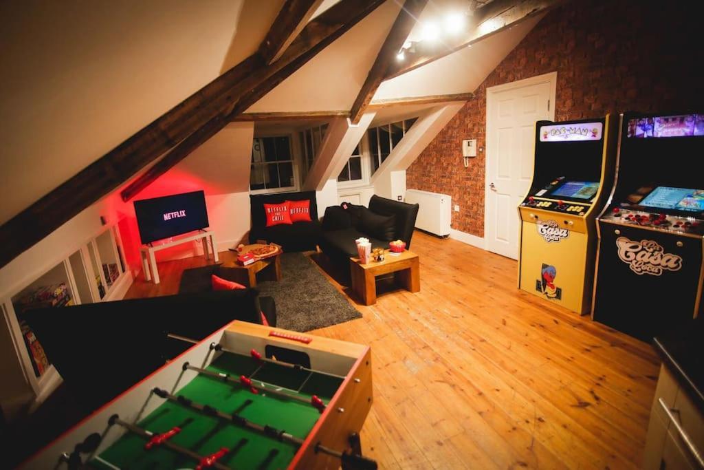 Games And Movies Lounge 7 Bed City Centre Apartment Newcastle-upon-Tyne Extérieur photo